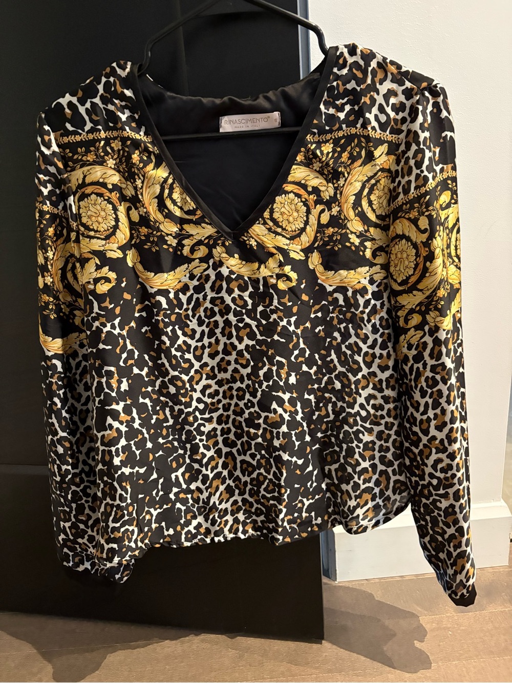 Rinascimento Black Leopard & Gold Baroque V-Neck Blouse